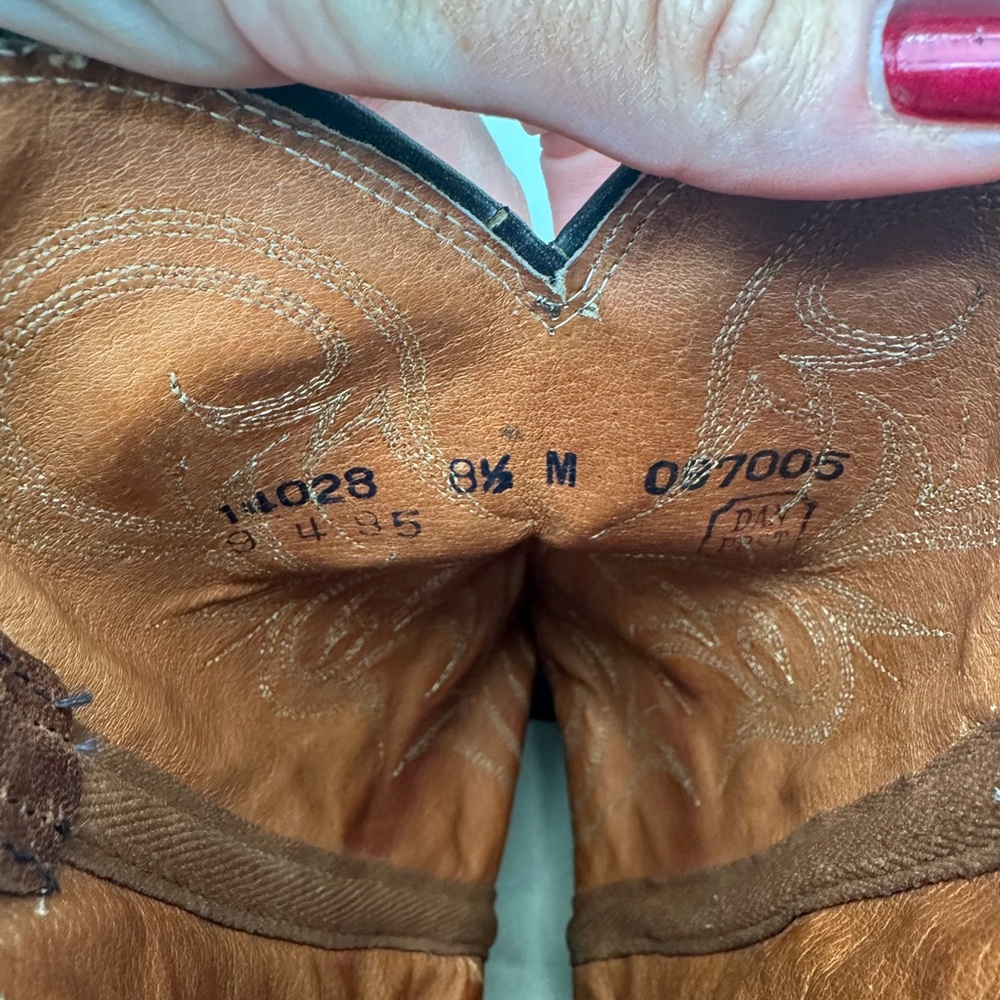 Dan Post Vintage Brown Leather Western Cowboy Boots Embroidered | Size 9.5 - Picture 8 of 9